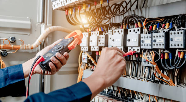 Best Electrical Contractors for Businesses  in Stockbridge, MI